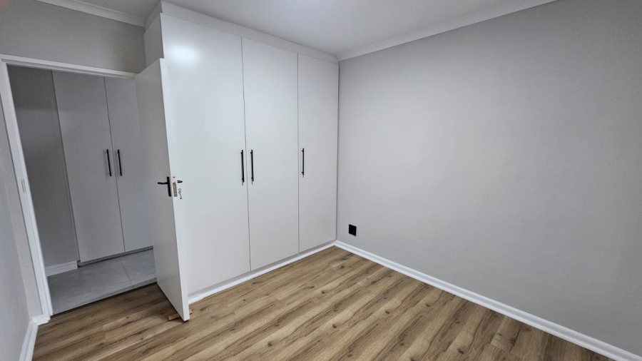 3 Bedroom Property for Sale in Dobson Western Cape